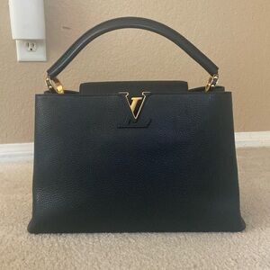 Louis Vuitton Capucines MM